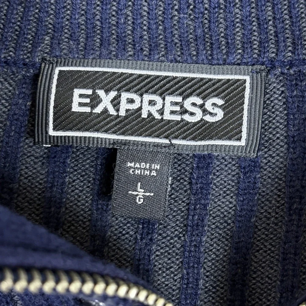 Express Men's Sweater Size L Navy‎ Blue 1/4 Zip and Snap Ribbed Stretch Fitted